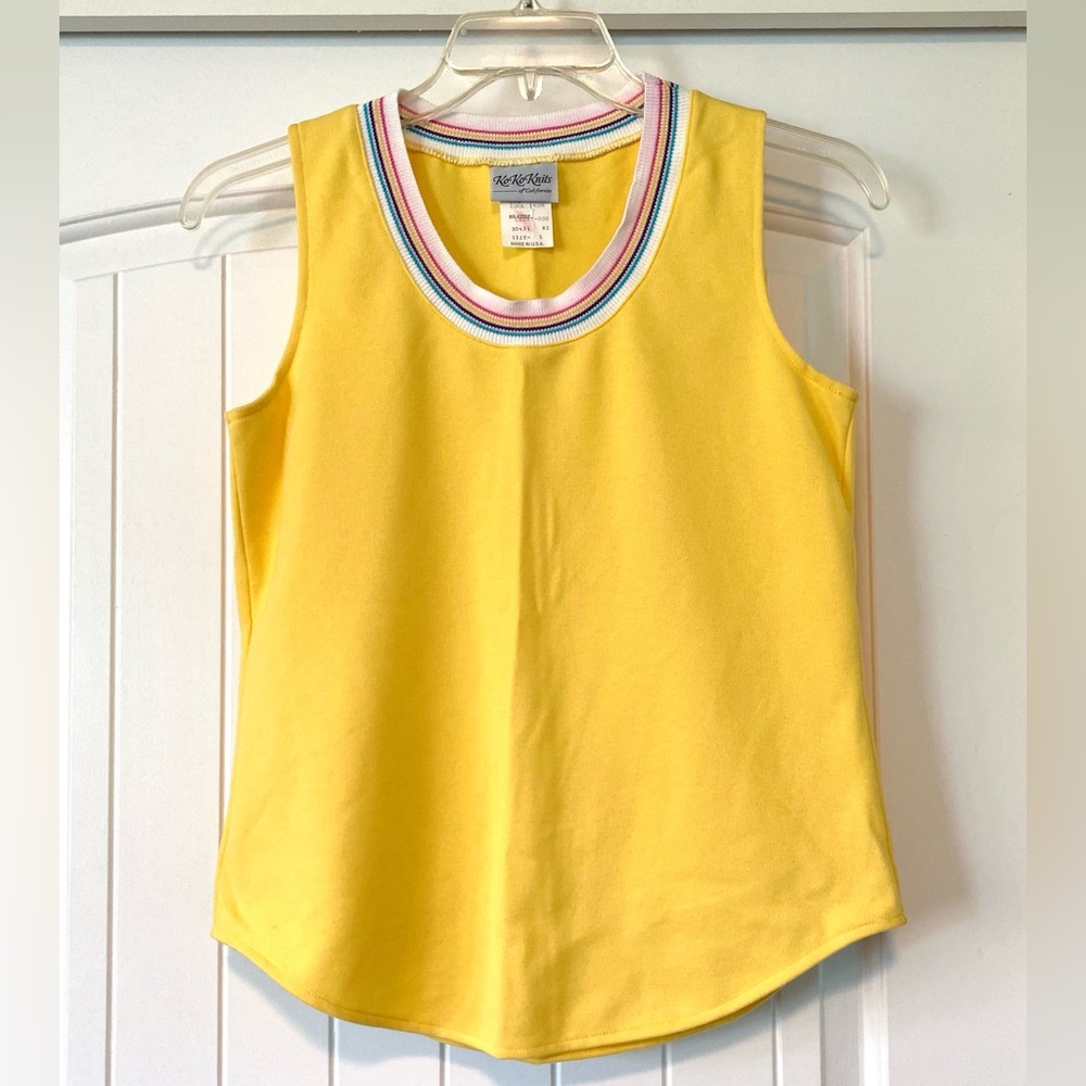 VTG 80s Ko Ko Knits Yellow w/ Pastel Rainbow Trim Scoop Neck Tank Top S Small